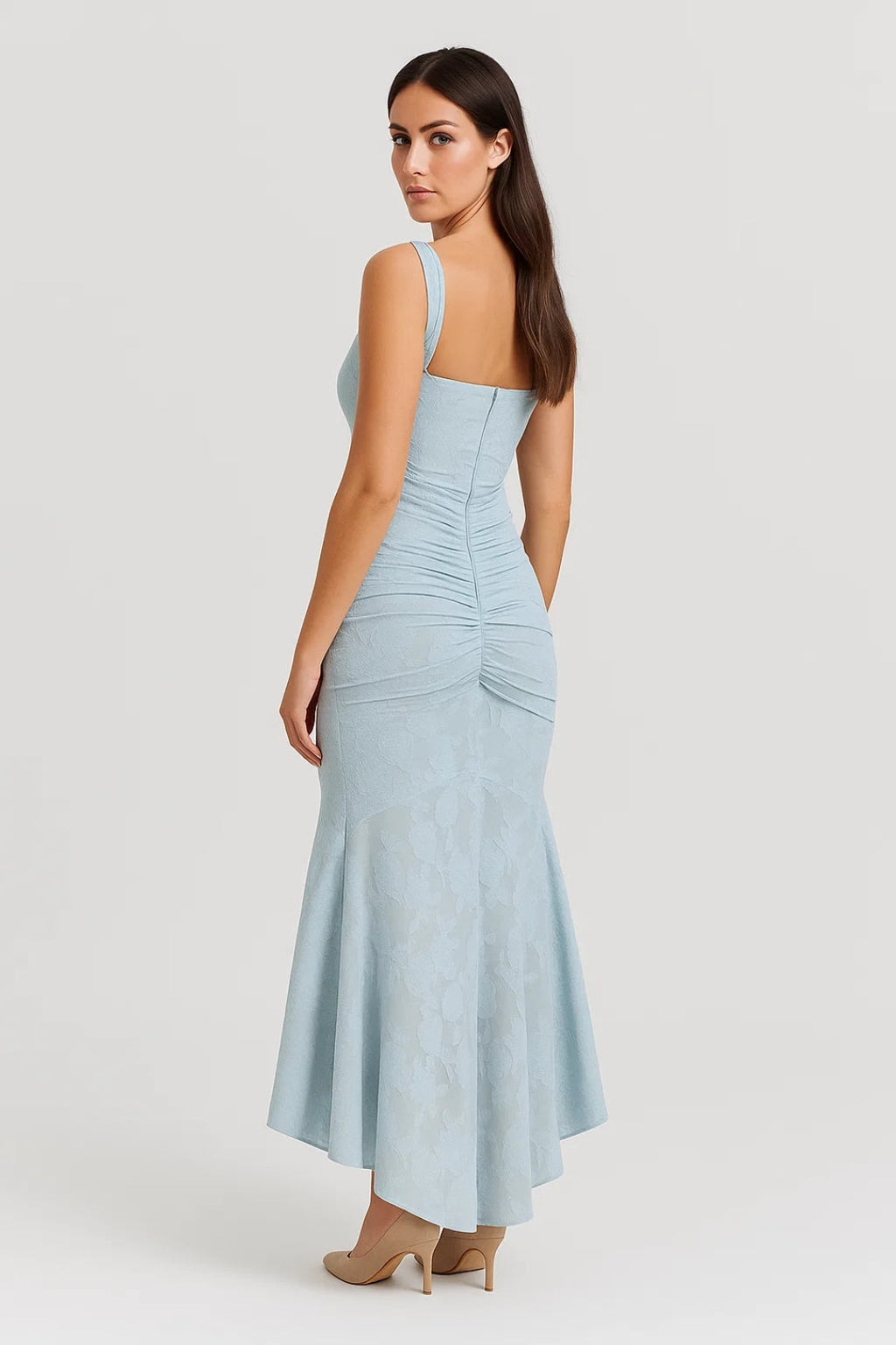 Elegantes Abendkleid | Drapiertes Design mit asymmetrischem Saum – Mühelos Raffiniert