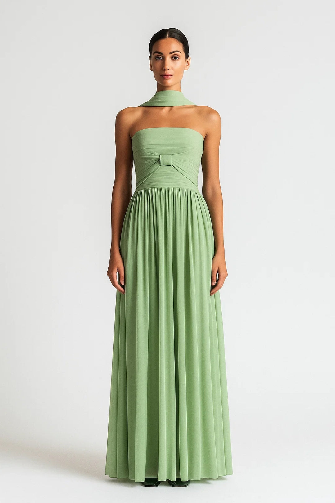 Elegantes Abendkleid | Trägerloses Design mit Drapierung – Fließender Stil