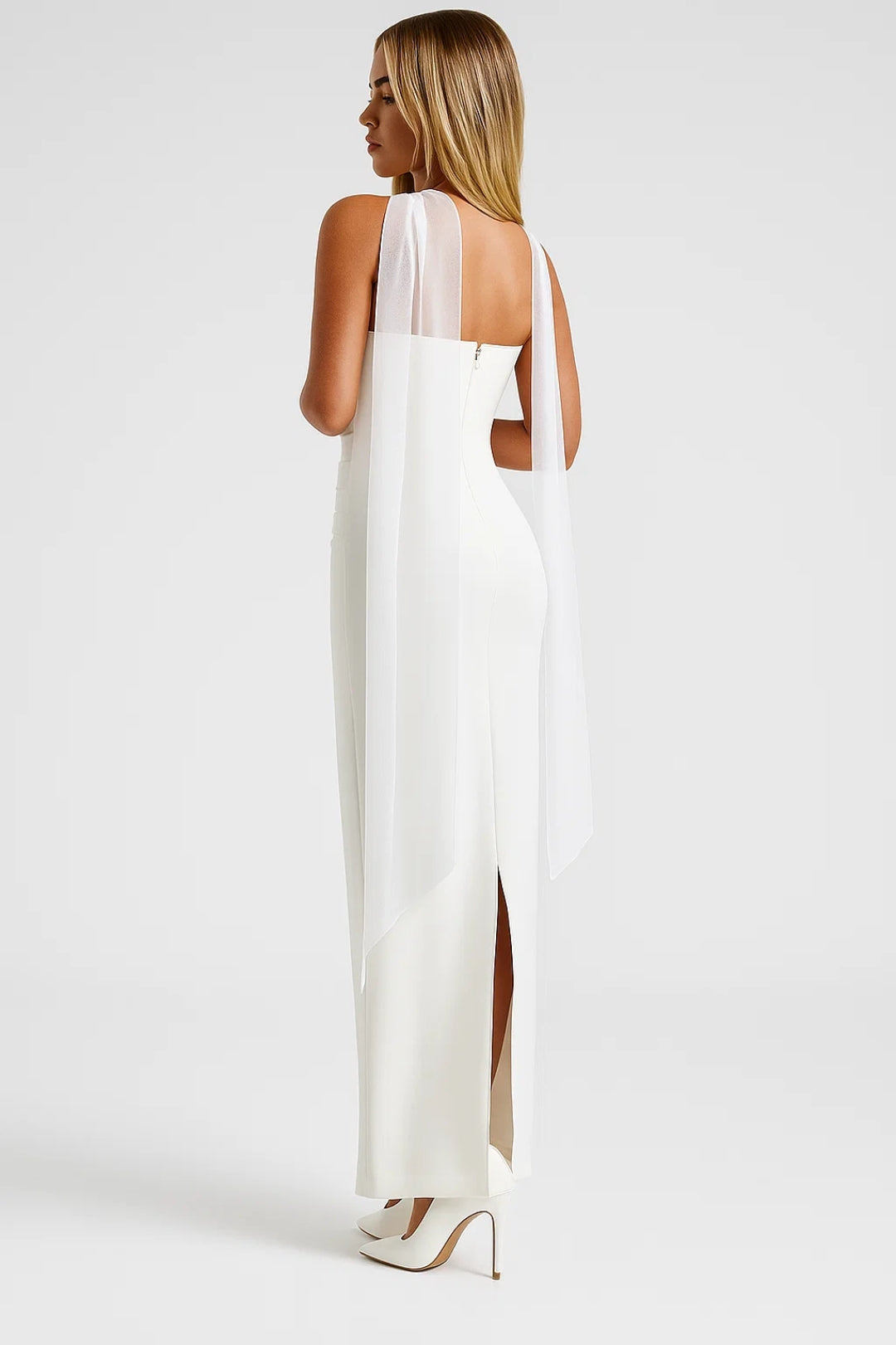 Schulterfreies Abendkleid – Schlichte Eleganz mit Passendem Schal