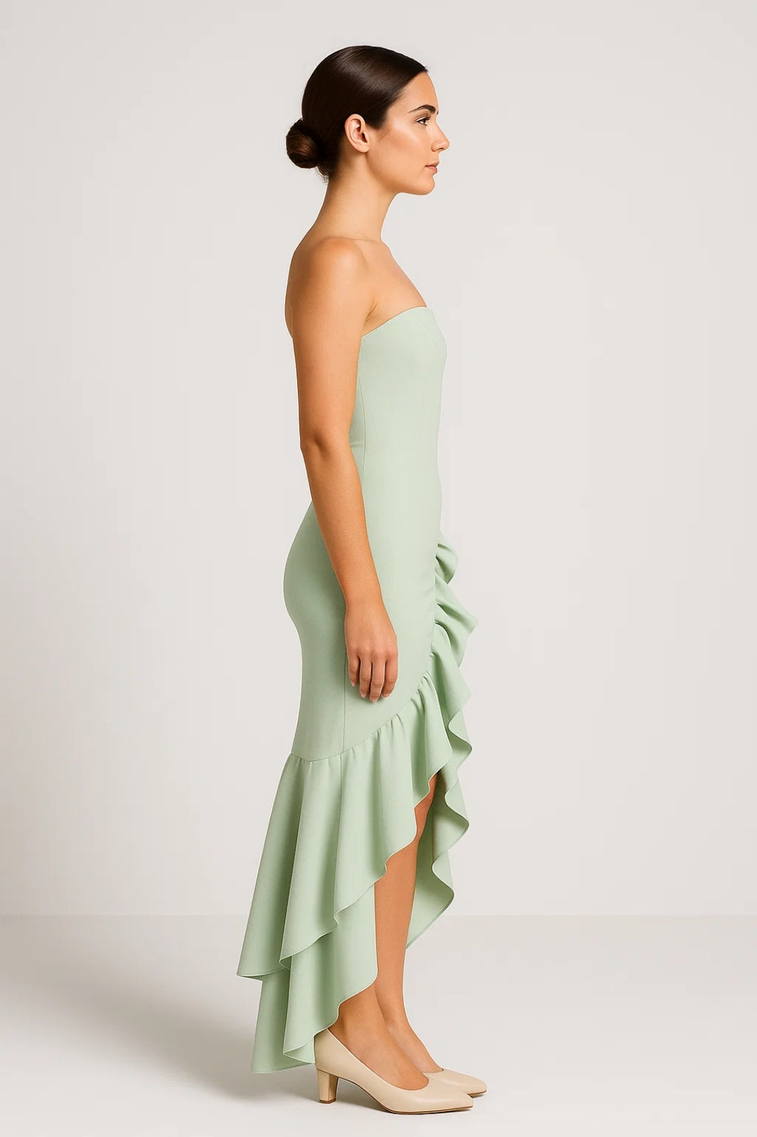 Elegantes Abendkleid | Schulterfrei mit Volants – Für einen Glamourösen Auftritt