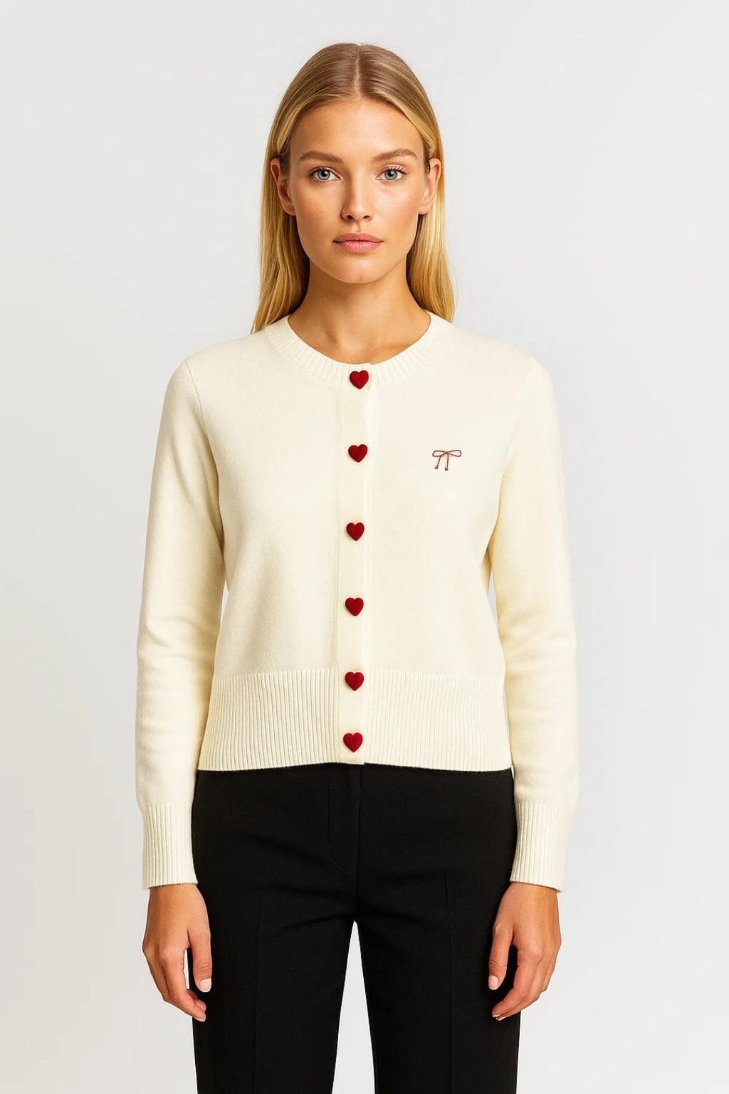 Elegante Strickjacke | Gemütliche Herzknöpfe & Zierschleife