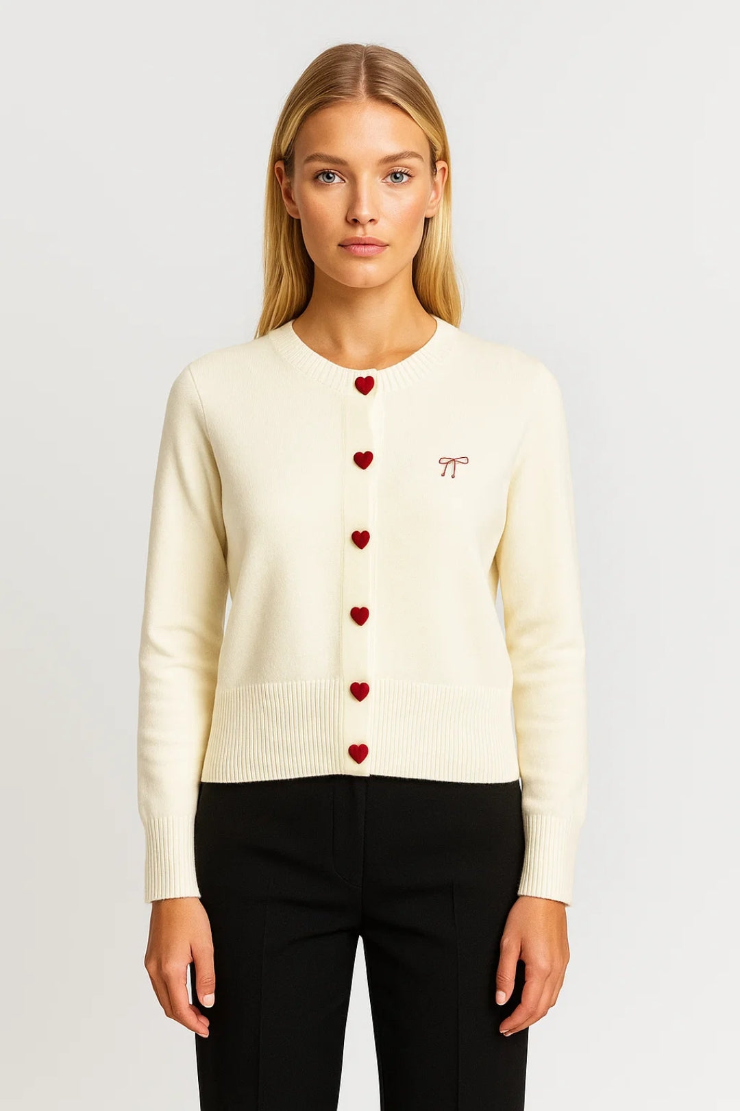 Elegante Strickjacke | Gemütliche Herzknöpfe & Zierschleife