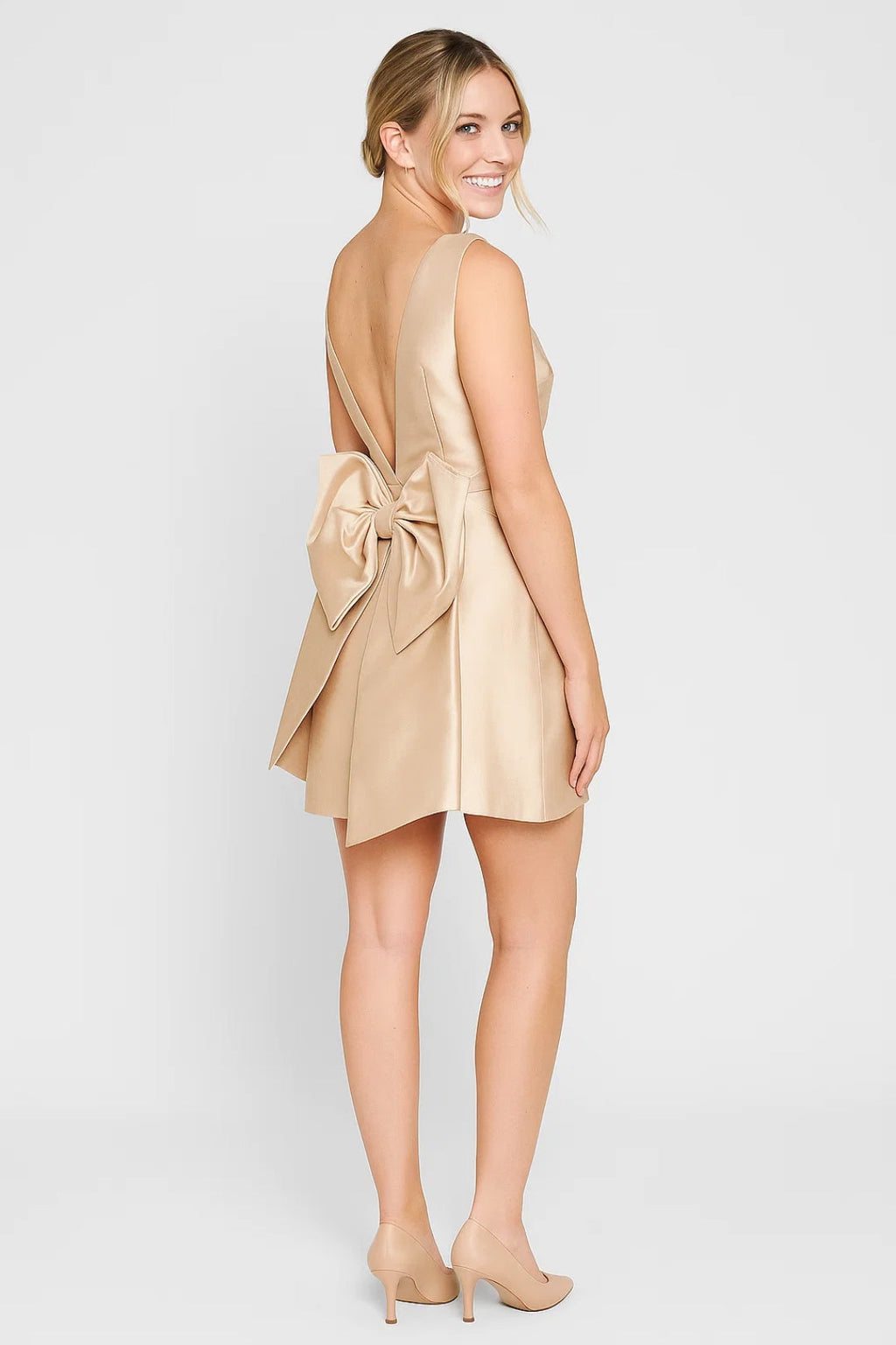 Elegantes Kurzkleid | Ausgestellter Schnitt für mühelosen Chic