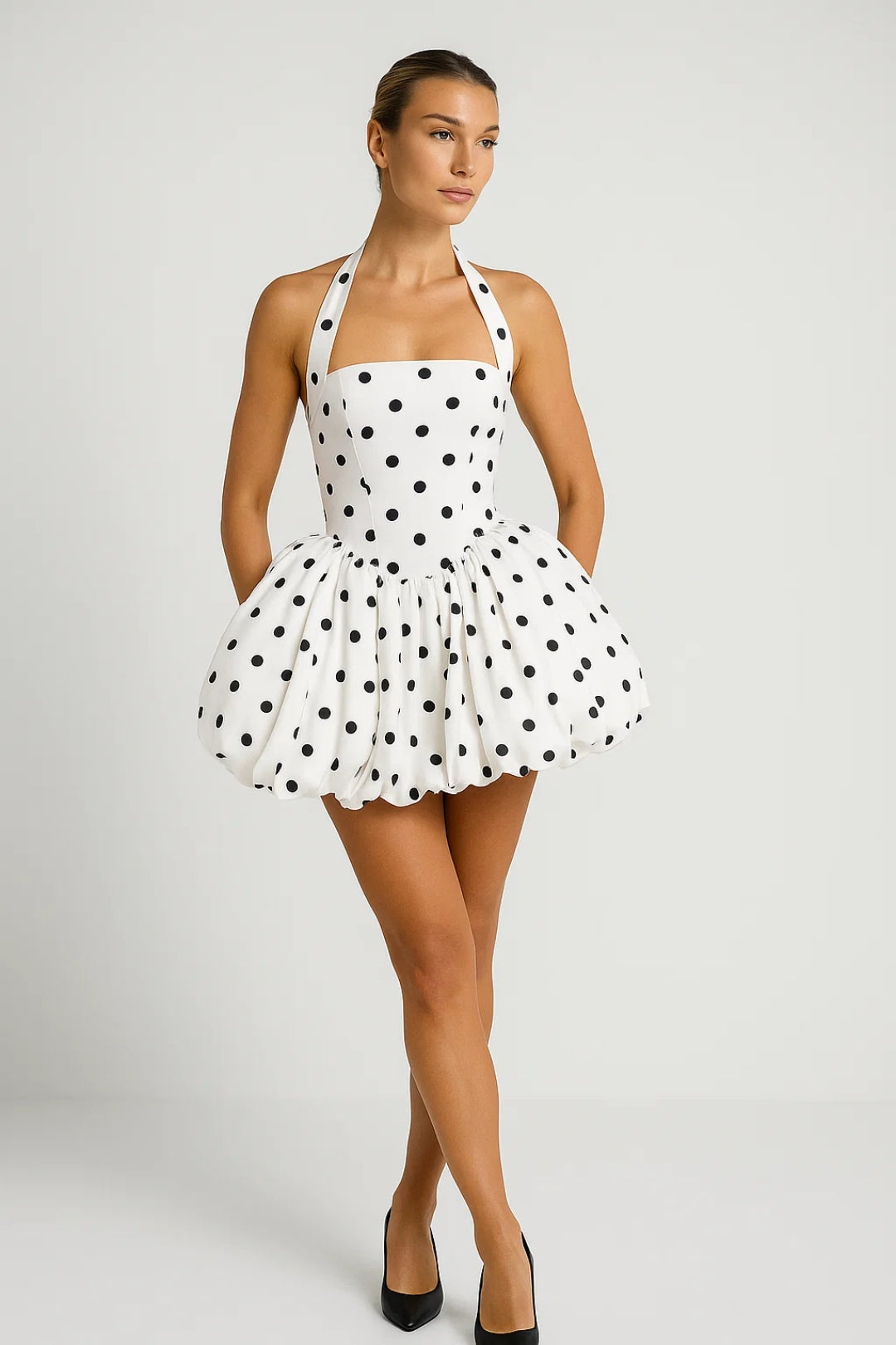 Elegantes Neckholder-Kleid – Gemütlicher Ballonrock für jeden Anlass