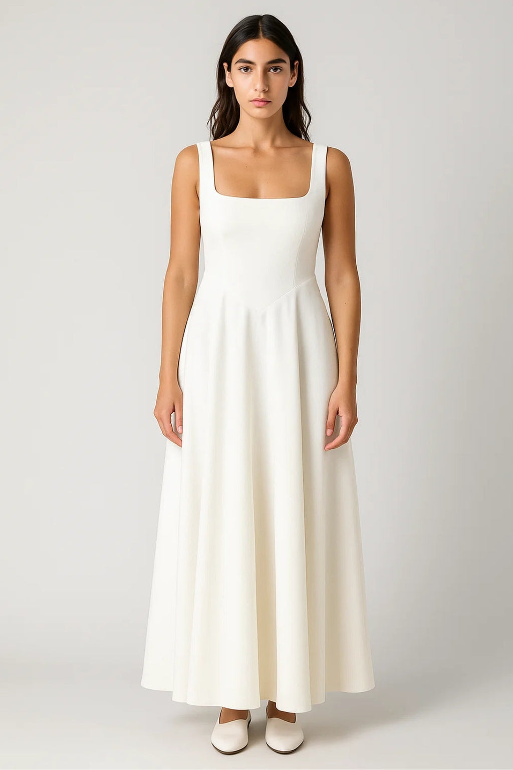 Elegantes Langkleid mit Trägern – Ausgestellter Schnitt für mühelosen Chic