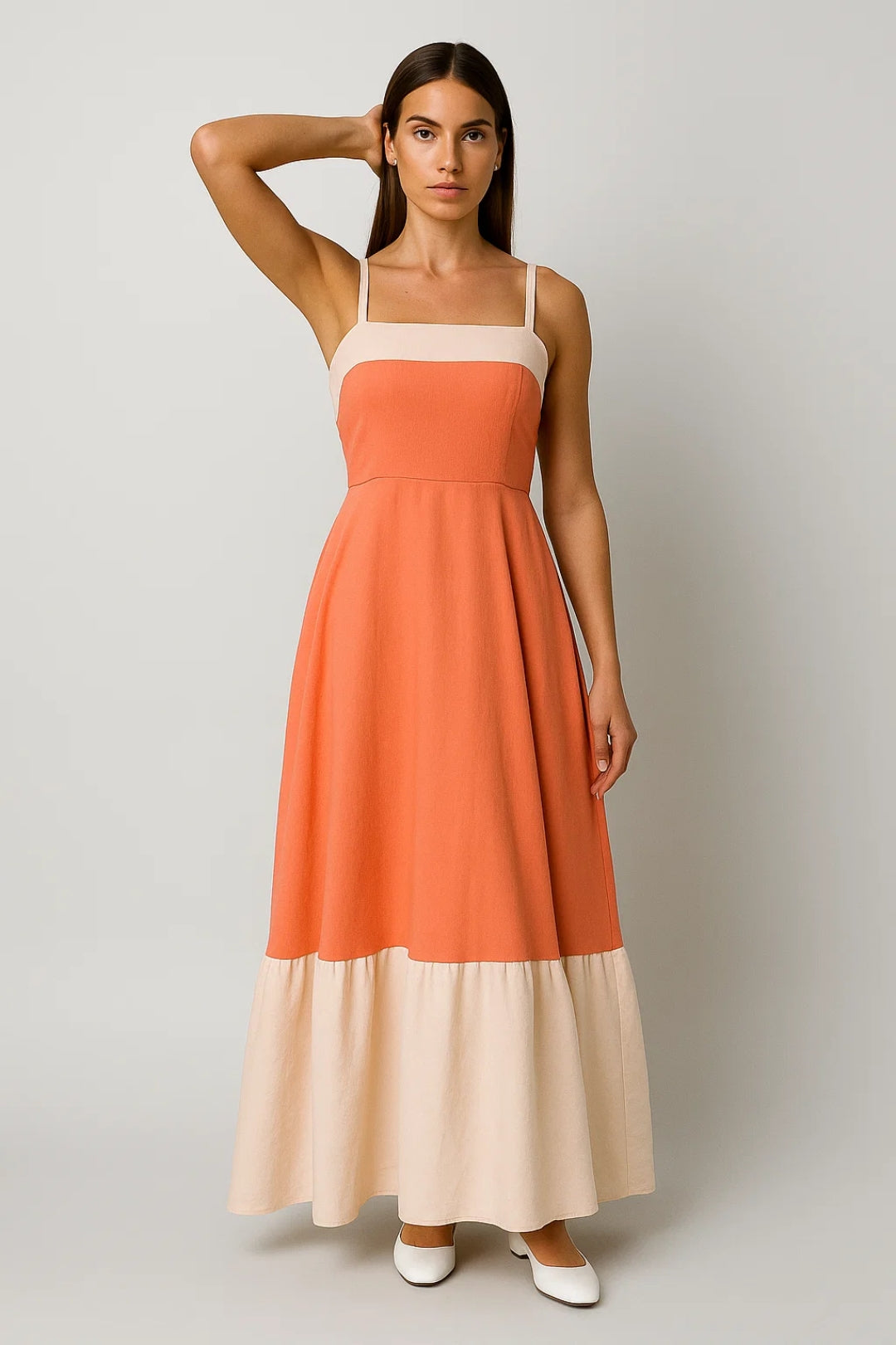 Zweifarbiges Maxikleid mit Trägern – Sommerlich-eleganter Schnitt für jeden Anlass