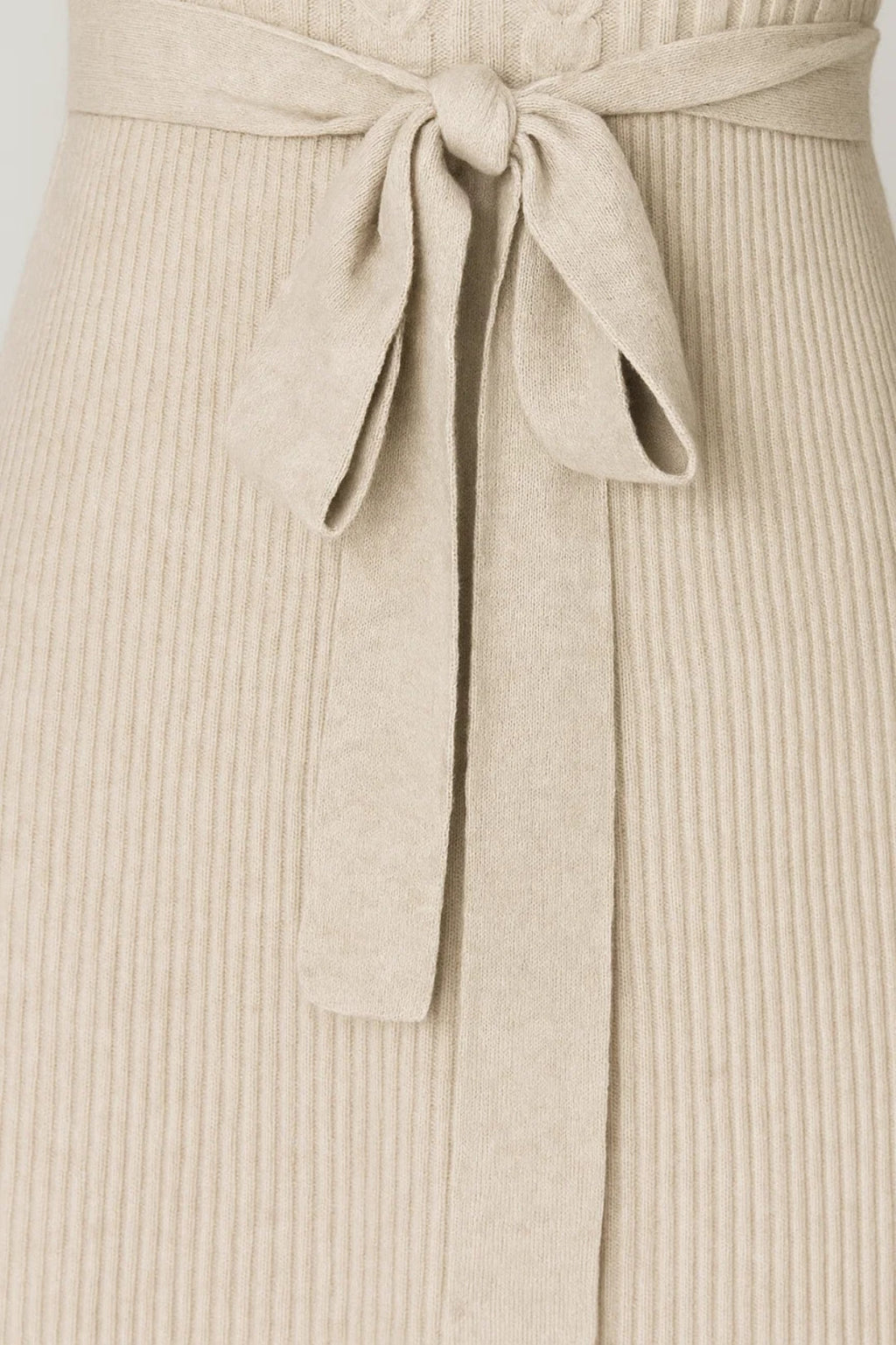 Elegantes Midi Kleid | Langarm mit Bindegürtel – Mühelos stilvoll