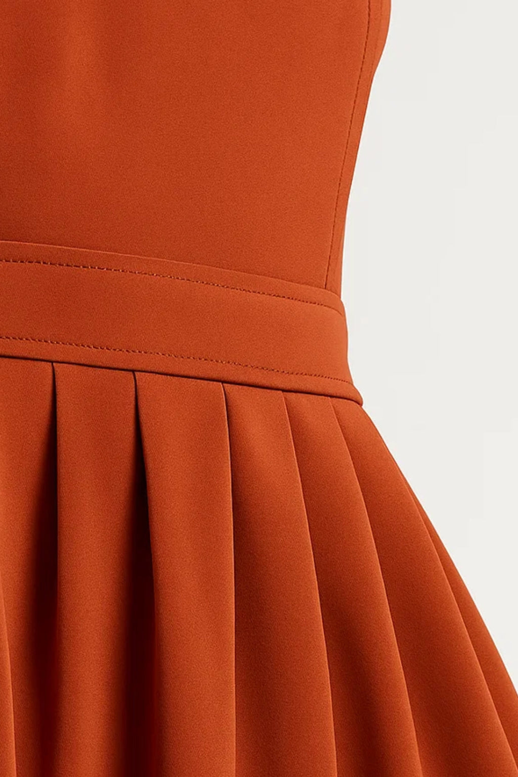 Elegantes Midi Kleid – Ärmellos mit Faltenrock für mühelosen Stil