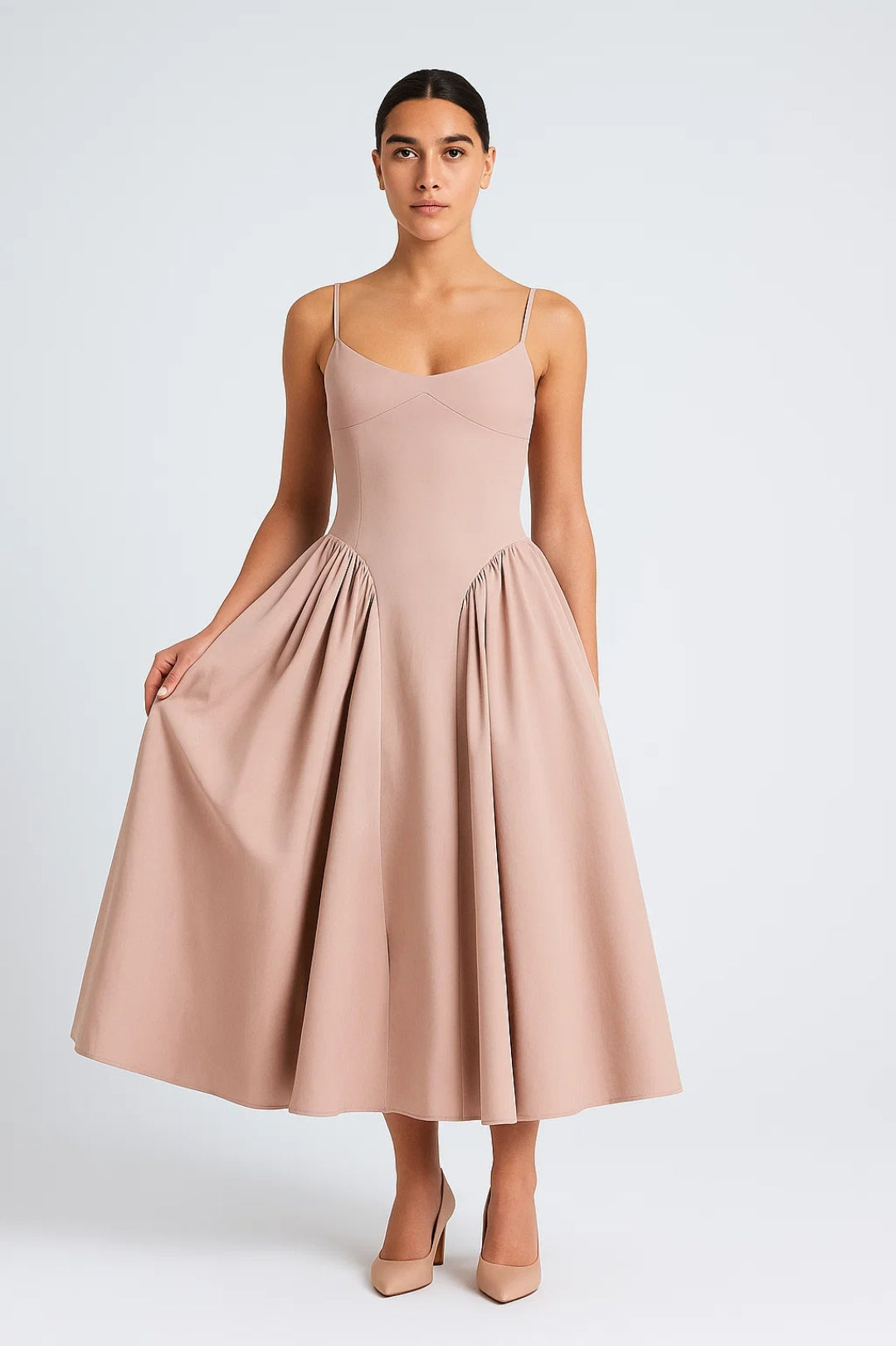 Elegantes Midikleid | Mühelos femininer Schnitt | Spaghettiträger