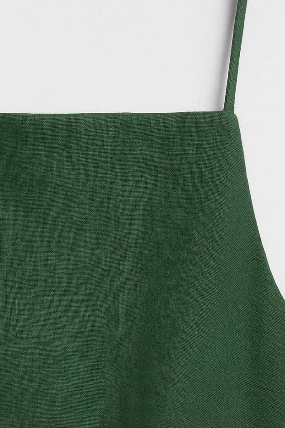 Leichtes Mini Kleid mit Spaghettiträgern – Sommerlicher Chic für jeden Anlass