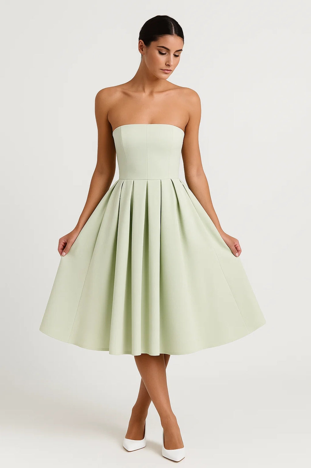 Elegantes Schulterfreies Kleid – Faltendetails für mühelosen Stil