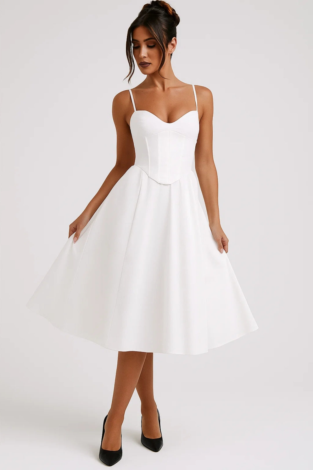 Elegantes Mittellanges Kleid | Spaghettiträger für mühelosen Chic