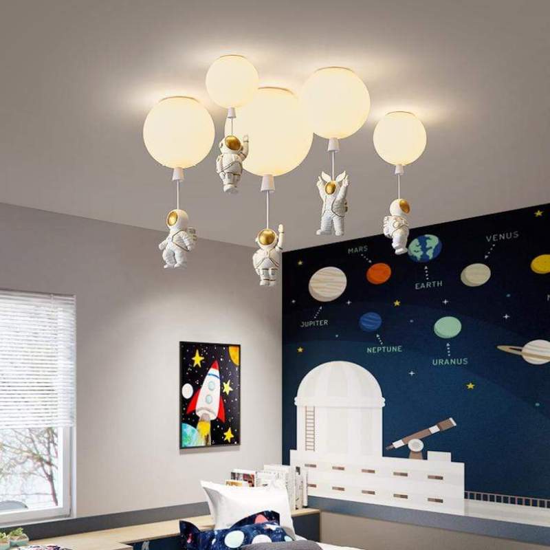 Gemütliche Astronaut Ballon Deckenleuchte – Warmweiß für stilvolle Innenräume