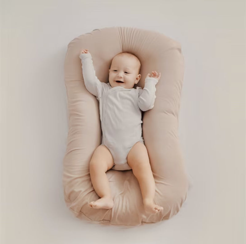 Ergonomisches Babykissen – Sicherer & Gemütlicher Schlaf für Ihr Baby