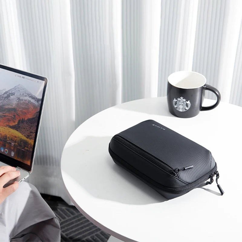 Stilvoller Tech-Organizer