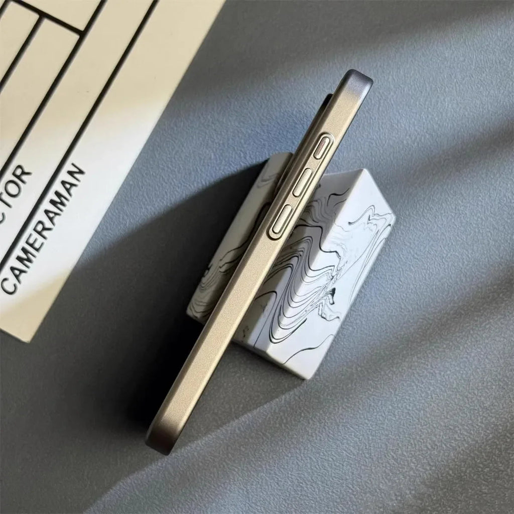 Ultra-dünne iPhone Hülle | Stoßfest & Elegant – Schutz vor Stürzen