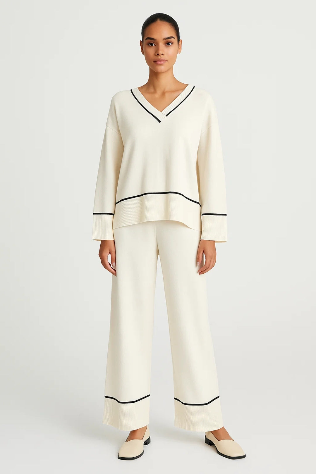 Elegantes Zweiteiliges Set | V-Ausschnitt mit Kontrastkante für mühelosen Stil