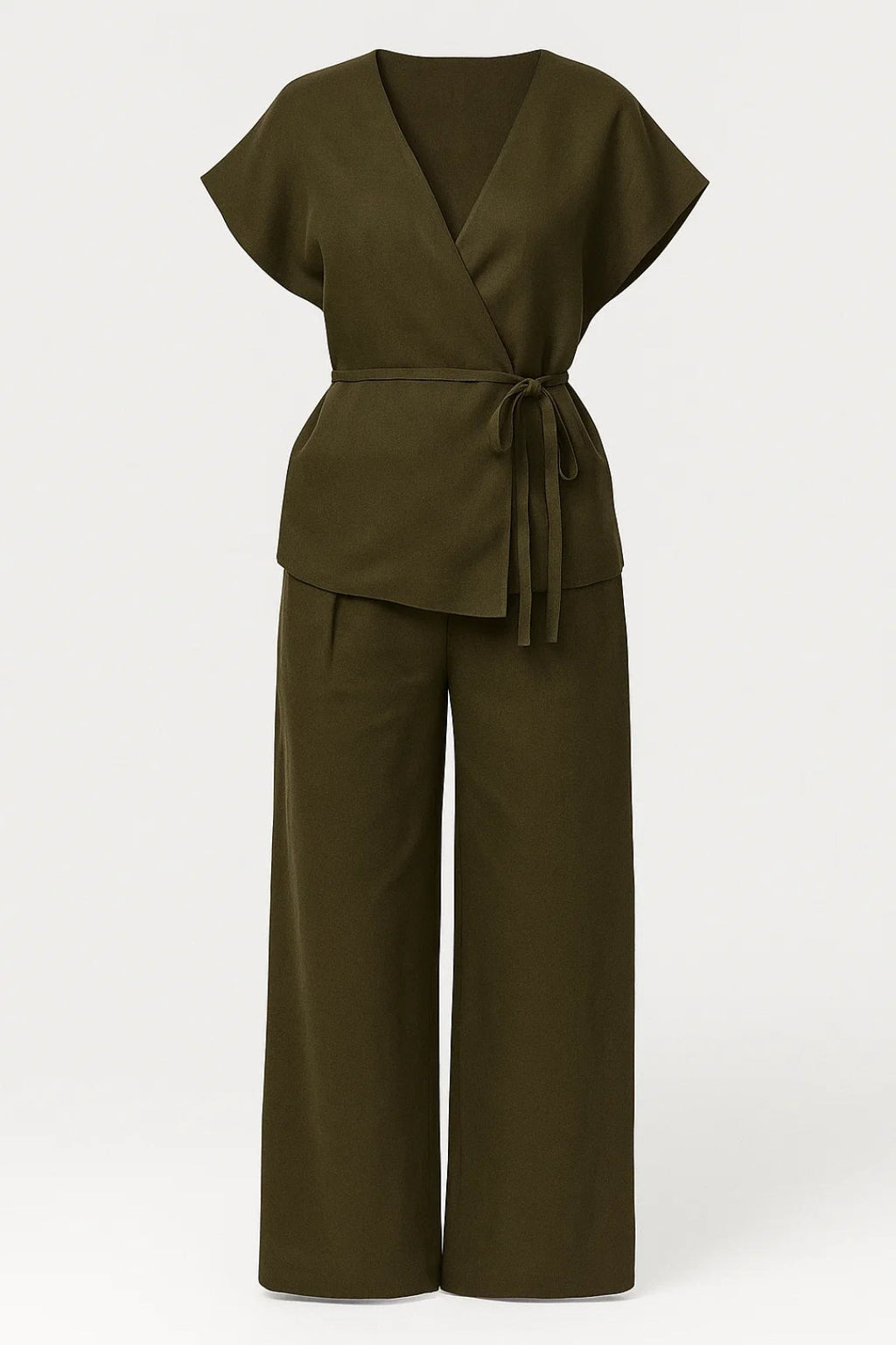 Elegantes Wickeloberteil & Weite Hose – Müheloser Stil für jeden Anlass