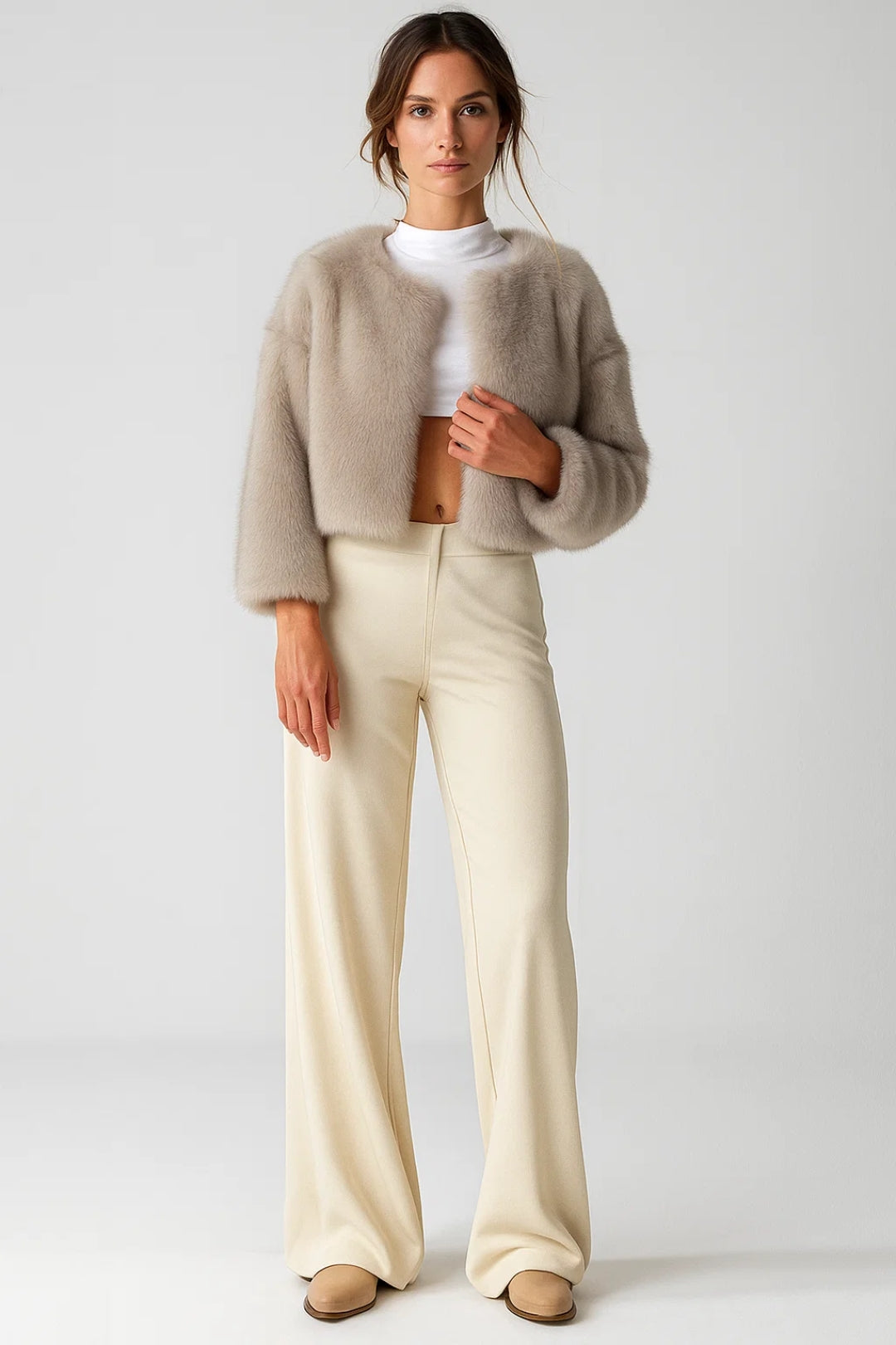 Gemütliche Herbstjacke aus Kunstfell | Stylisch in Schwarz & Beige