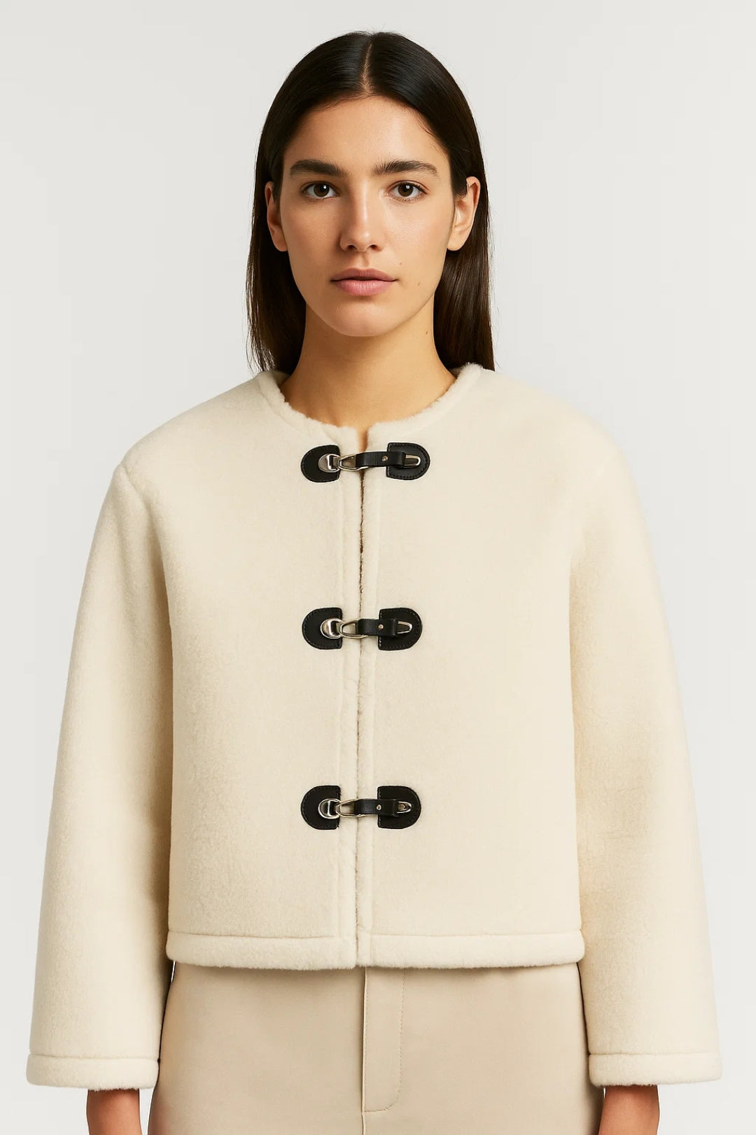 Elegante Kurze Jacke | Gerader Schnitt & Hakenverschluss für mühelosen Stil