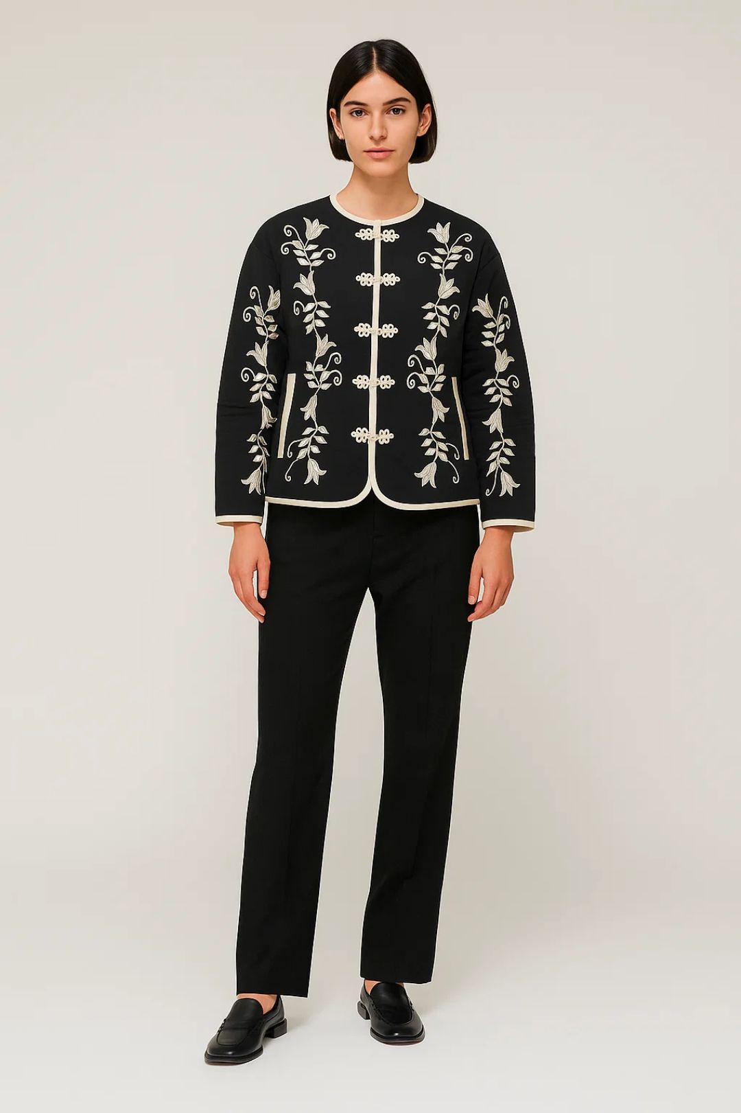 Elegante Kurze Jacke | Florale Stickerei & Hakenverschluss für Stilbewusste