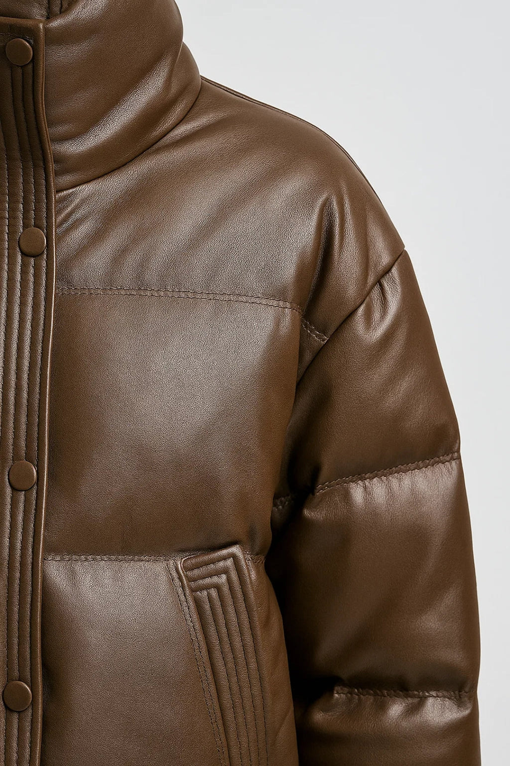 Moderne Steppjacke für Damen | Wärmend & Kurzer Schnitt mit Stehkragen