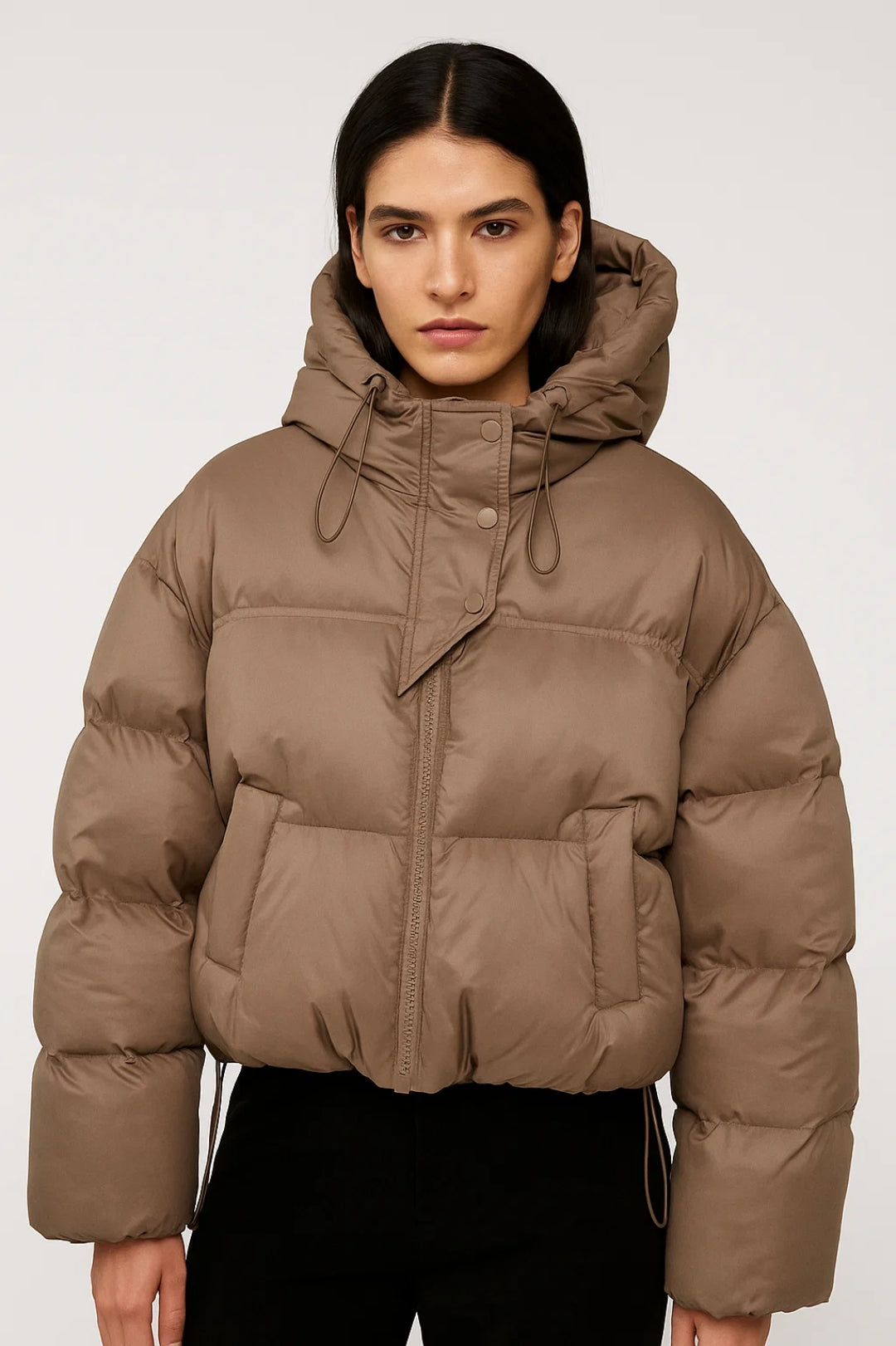 Gemütliche Steppjacke mit Kapuze – Voluminöser Schnitt für kalte Tage