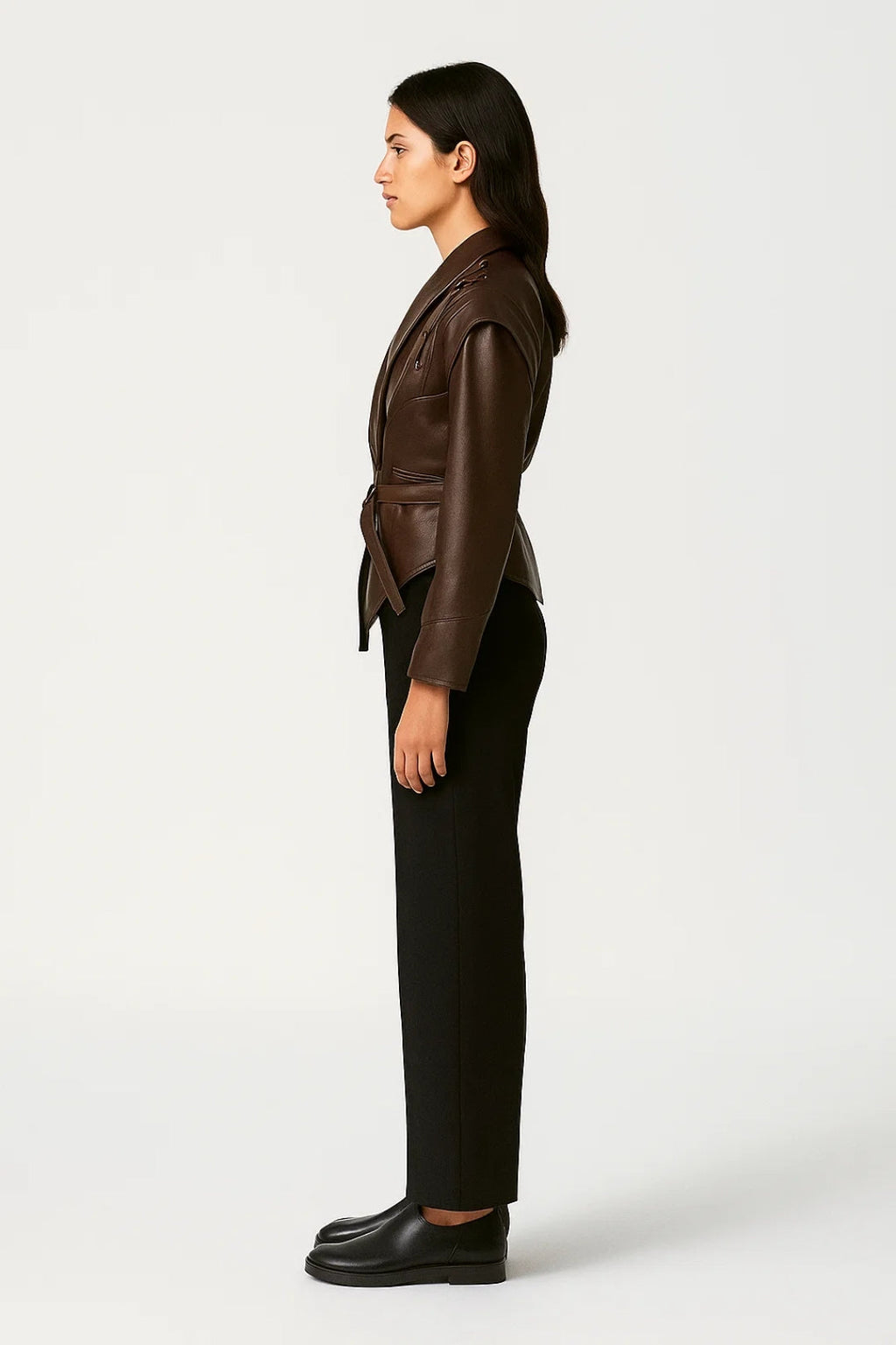 Elegante Kurzjacke mit Bindegürtel – Stilvolle Zierdetails für jeden Anlass