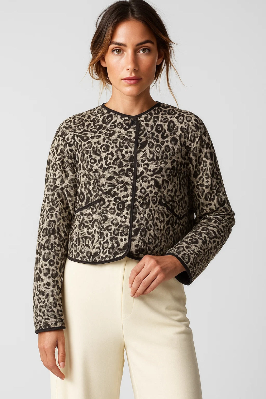 Stylische Herbstjacke mit Panterprint – Gemütlich gefüttert für jeden Anlass