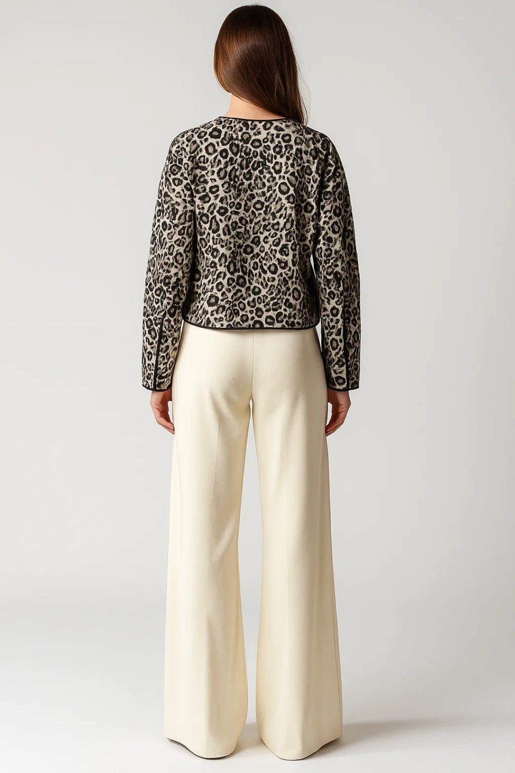 Stylische Herbstjacke mit Panterprint – Gemütlich gefüttert für jeden Anlass