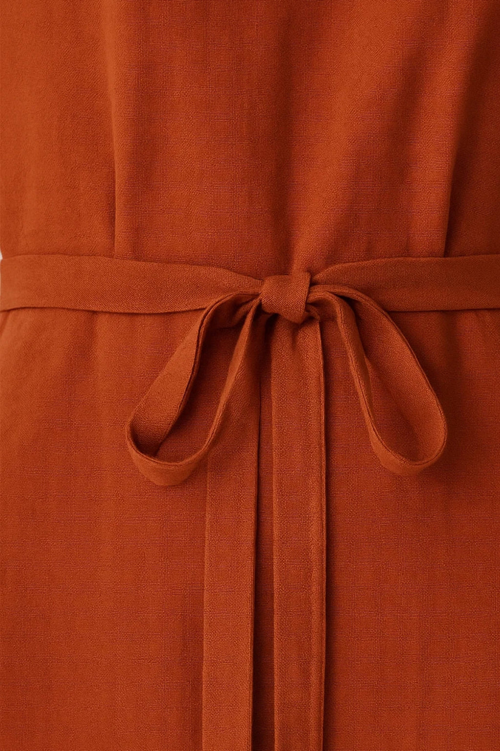 Ärmelloses Midi-Kleid – Zeitlose Eleganz mit Bindegürtel für jeden Anlass