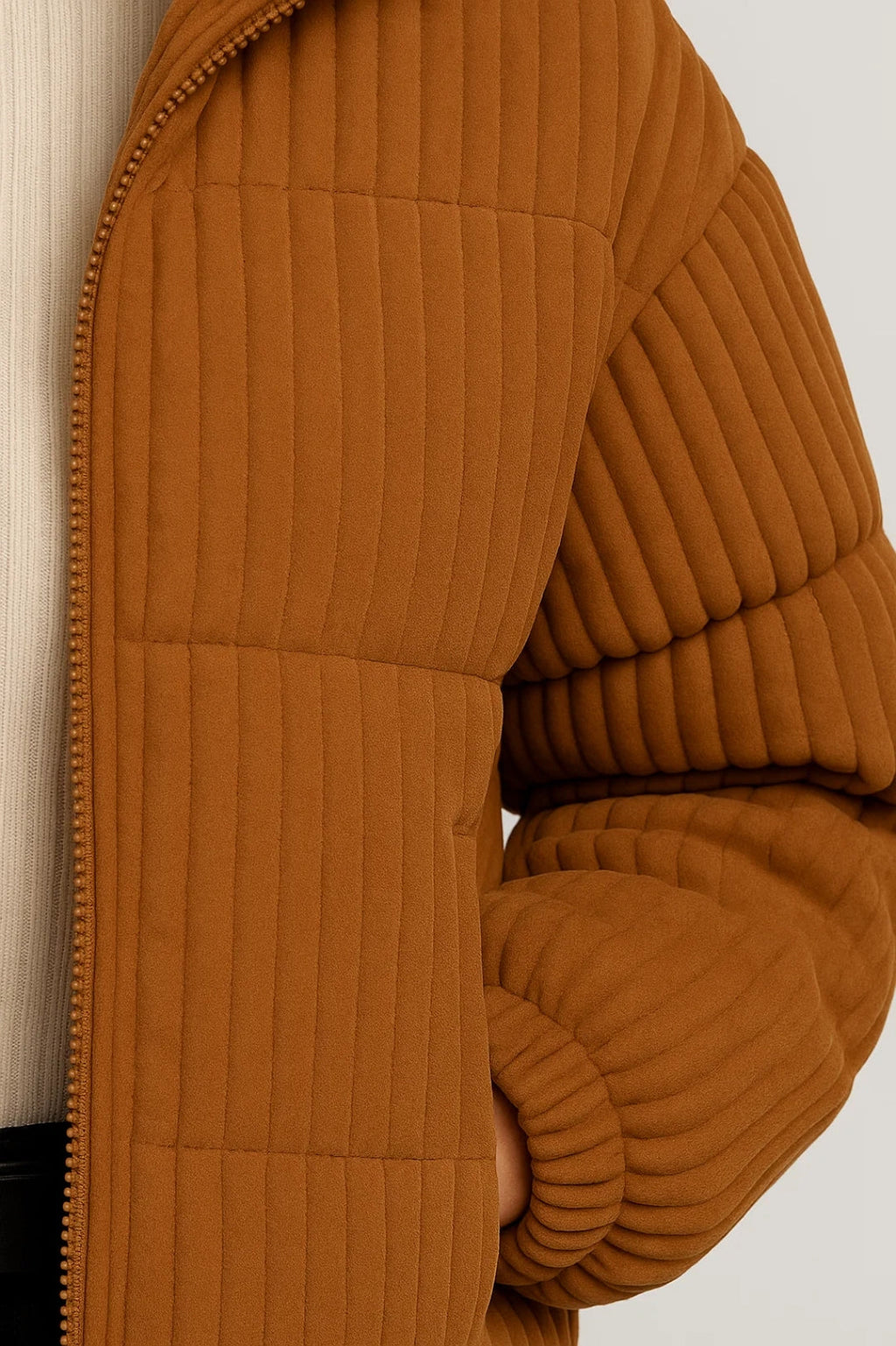 Wattierte Kurzjacke | Gemütlicher Stehkragen für warme Tage