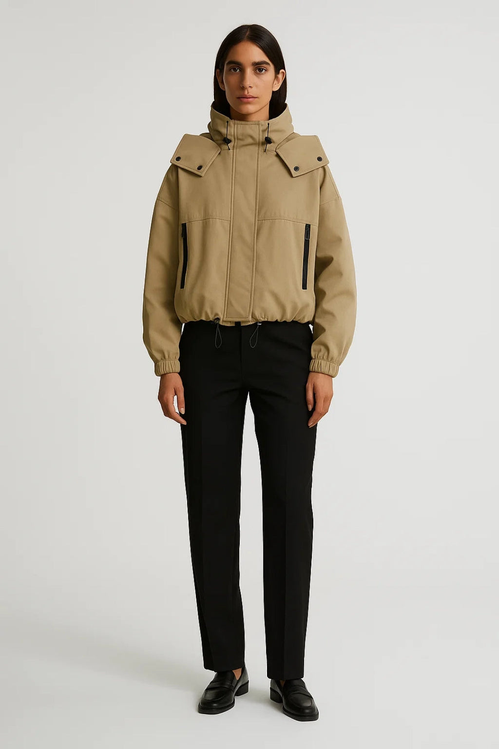 Moderne Damenjacke mit Kapuze – Praktischer Stil mit Kordelzug